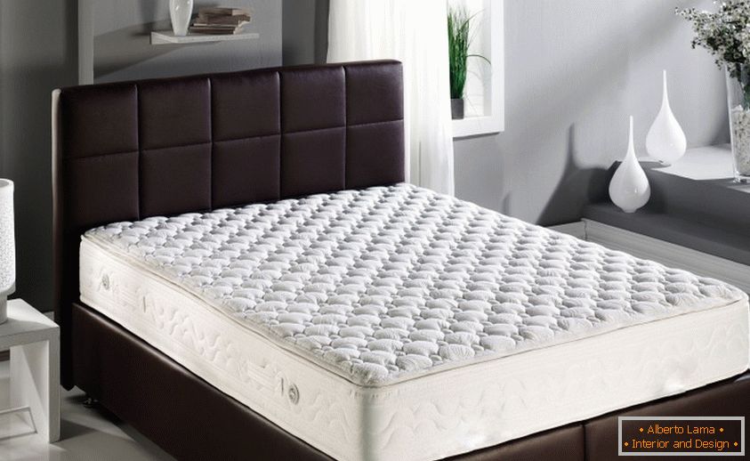 Orthopedic mattress: like mom's on her hands