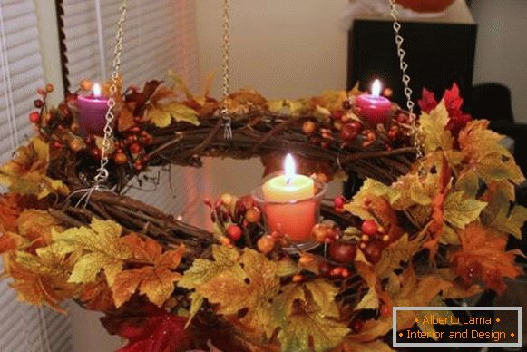 Suspended autumn wreath of leaves