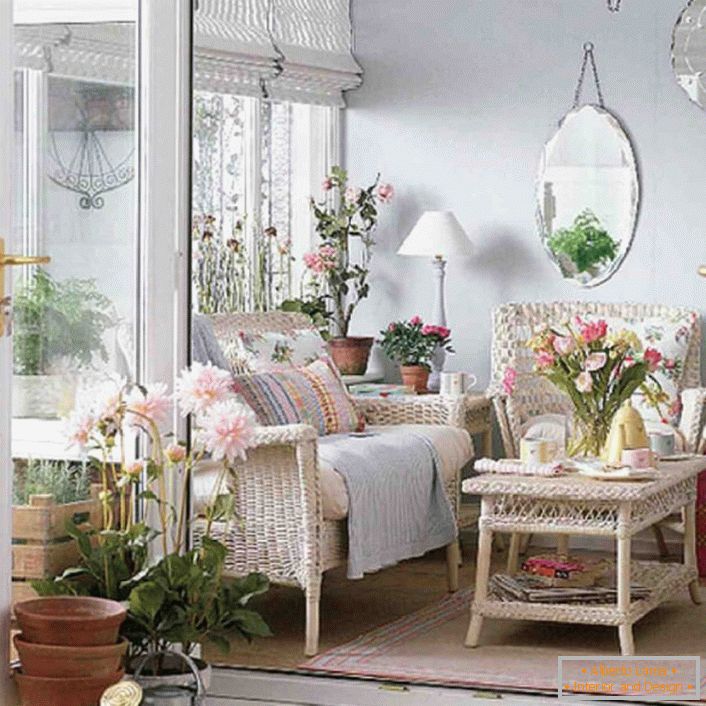 A small veranda in the style of Romanticism is an ideal place for those who like to read.