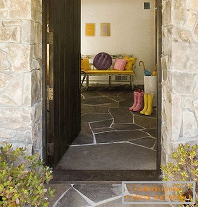 Stone on the floor in the hallway