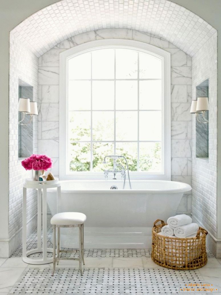 ci-mark-williams-marble-bathroom-bath-tub_s3x4-jpg-rend-hgtvcom-966-1288