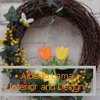 Beautiful decoration of the Easter wreath