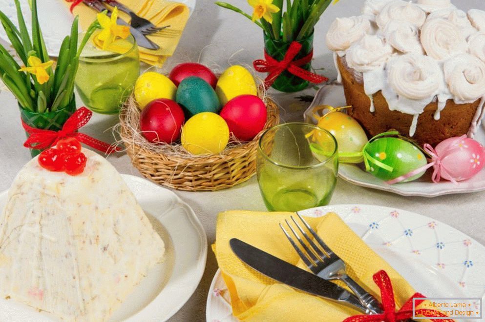 Easter table