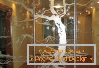 Sandblasting equipment: beautiful stained glass windows quickly and inexpensively