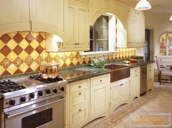 Kitchen in classic Tuscan style