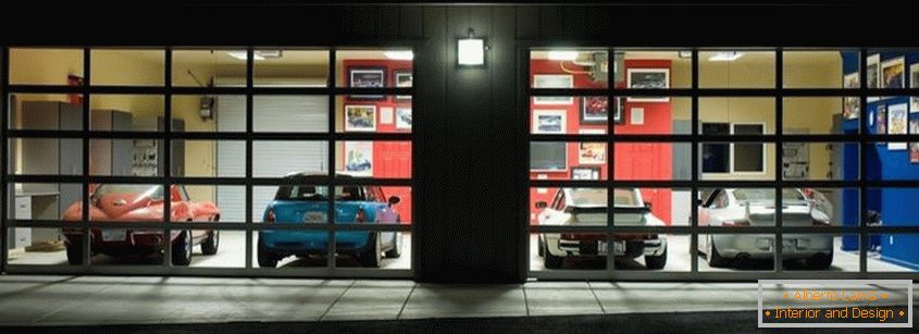 Garage with glass gates