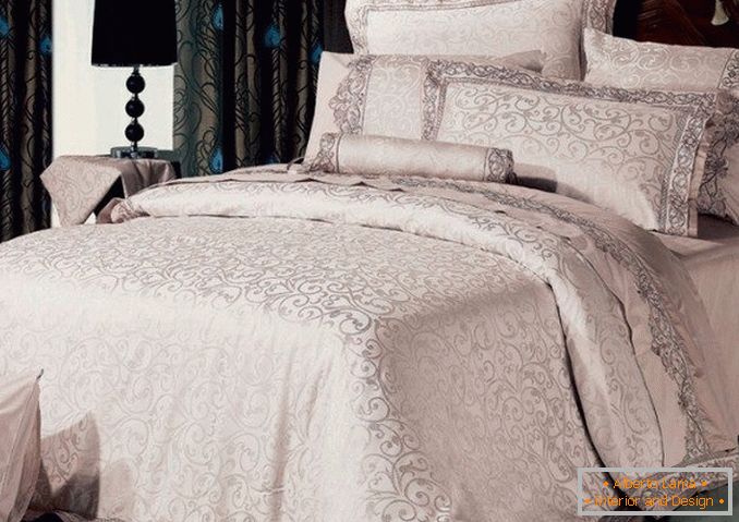 bed linen, photo 43