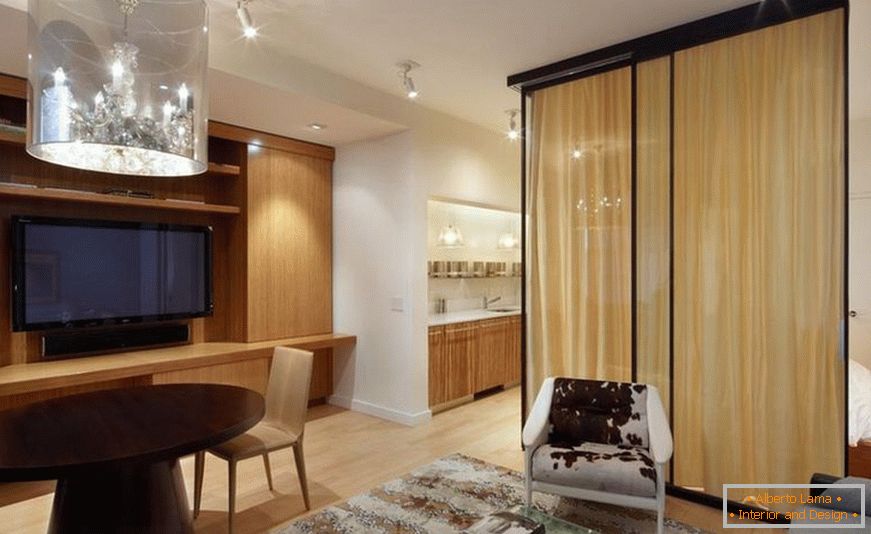 Design of a small apartment with glass partitions - photo 2