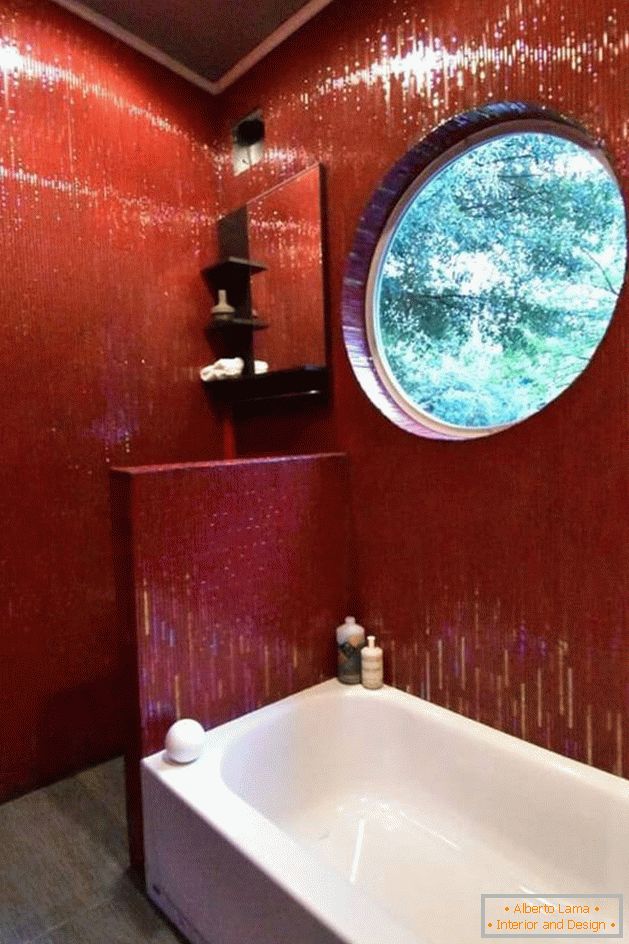 Interior design of a small house: photo. Яркие стены в ванной