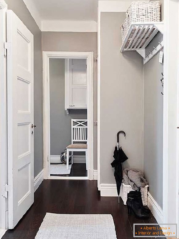 compact hallways in a small corridor, photo 35