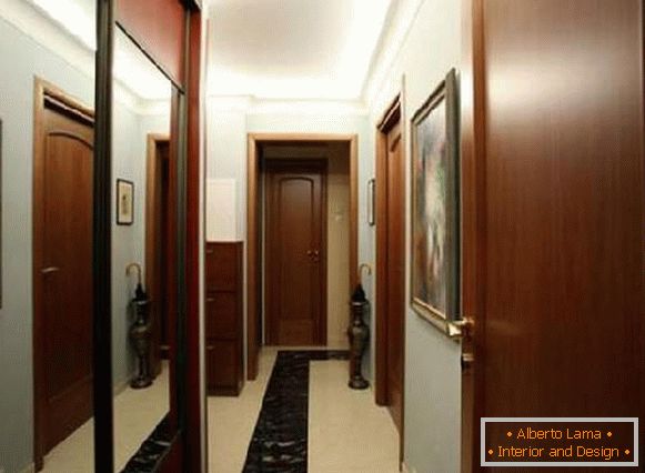 hallway in a narrow corridor with a wardrobe compartment, photo 20