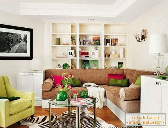Bright asymmetric living room