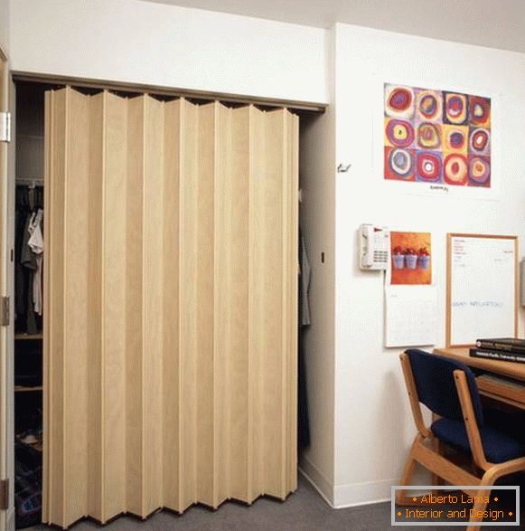 sliding doors for the dressing room with their own hands, photo 20