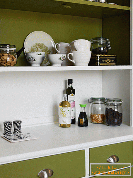 Sideboard for dishes in the kitchen