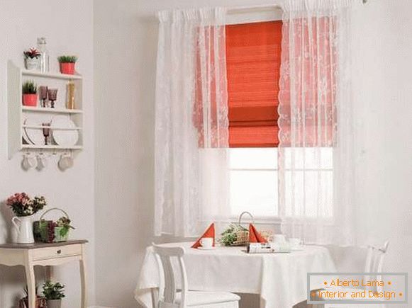 Roman blind with tulle in the kitchen photo, photo 46
