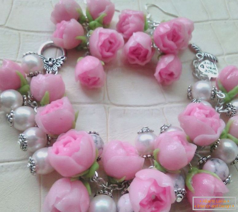 329д17цф3317ебъ20960240в18а15-ornaments-bracelet-earrings-tender-roses-from