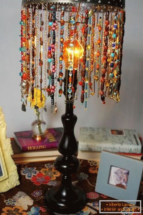 Table lamp from beads