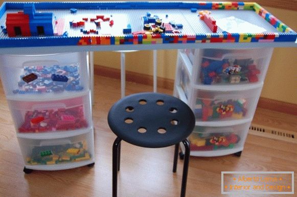 Special table for lego own hands