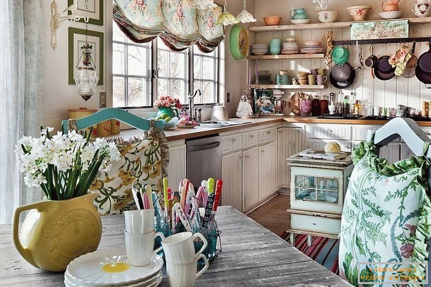 Decorating kitchens in stylish cheb-chic