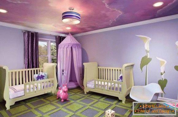 Purple color in the interior of the child's bedroom