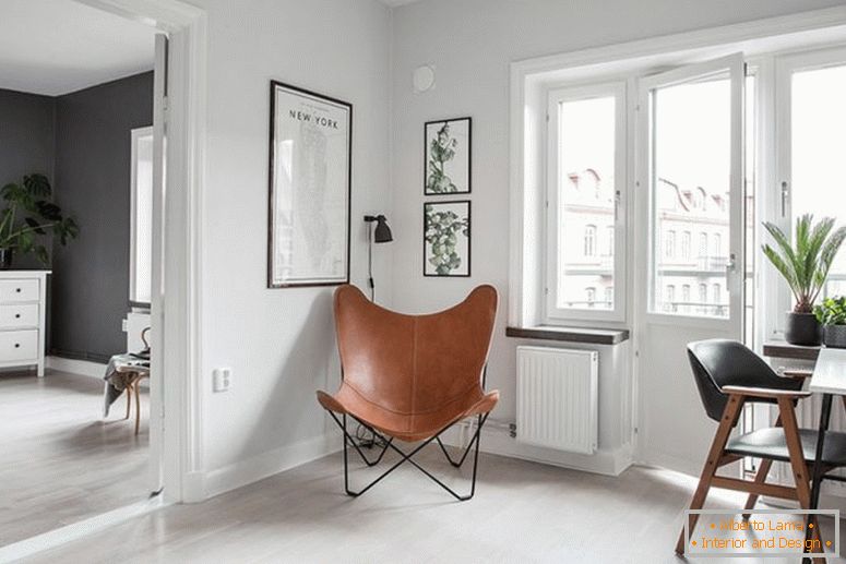 Leather chair in the corner of the cabinet