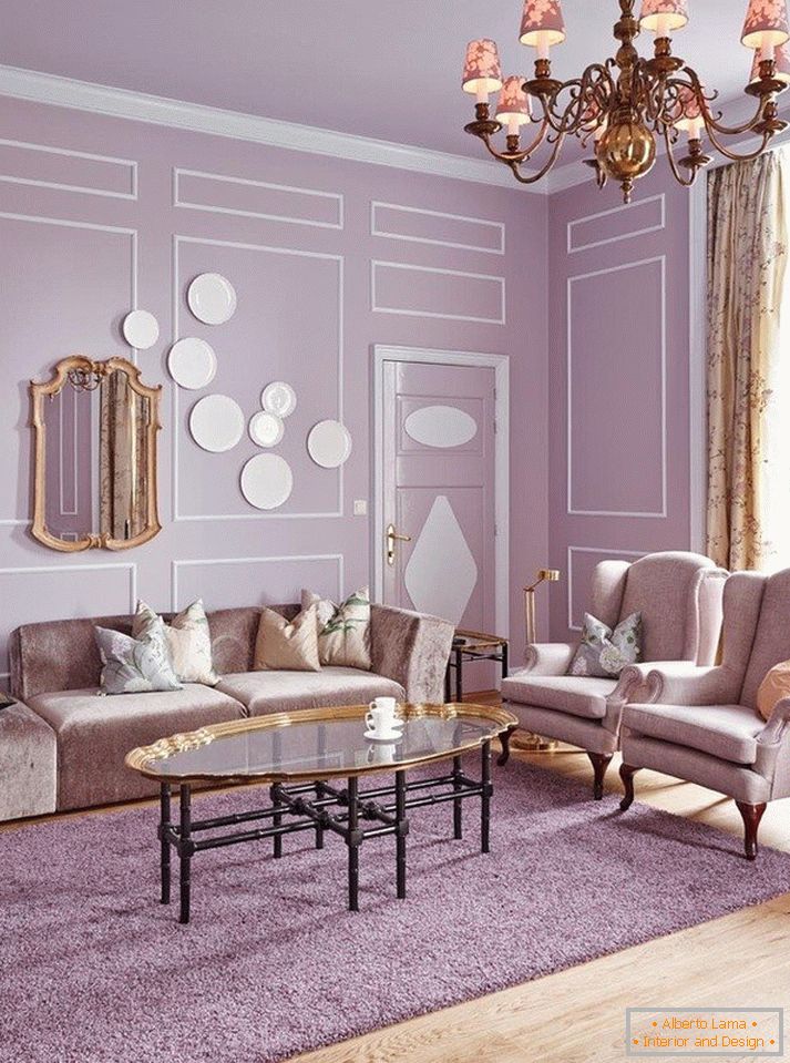 Soft lilac color in the living room