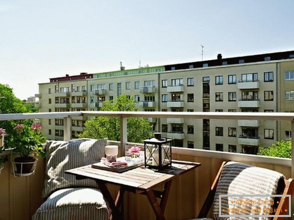 Rest area on the balcony