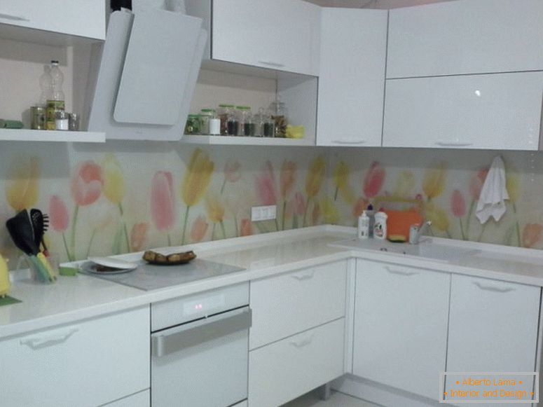 Skinali for the kitchen: photo ideas, decor, installation,