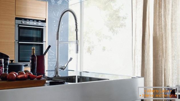 Kitchen faucet with high spout, photo 43