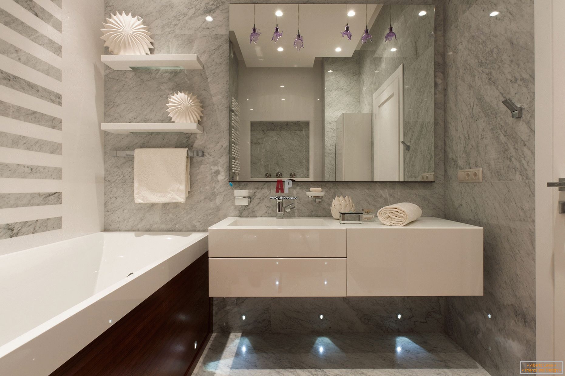 Interior of a small combined bathroom