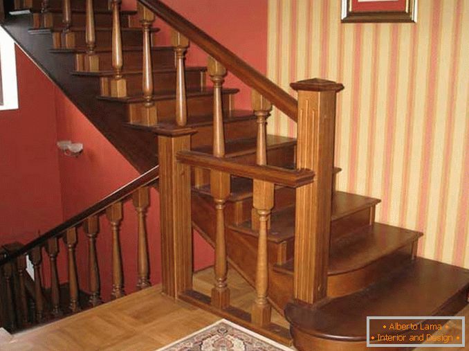 Interior of the staircase in a small private house, фото 8