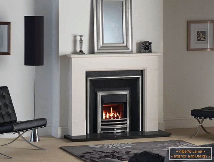Such a beauty, and this is a wall fireplace. Brought, put, connected. A false portal is not difficult to make. 