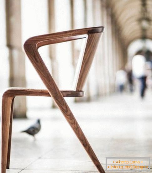 Chair from the designer Alexandre Caldas