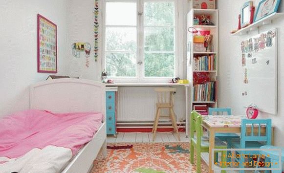 Window sill countertop in baby girl