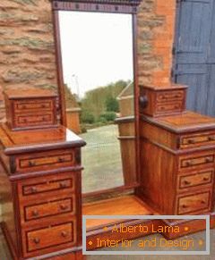 Dressing tables of the past