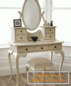 English dressing table