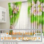 Curtains with flowers in the kitchen