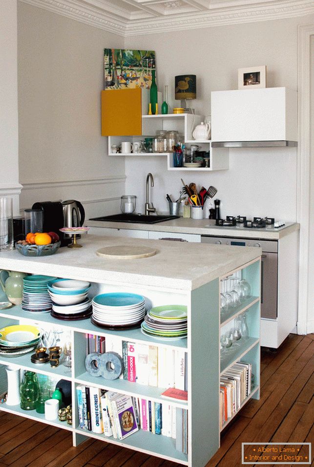 Small kitchen with island