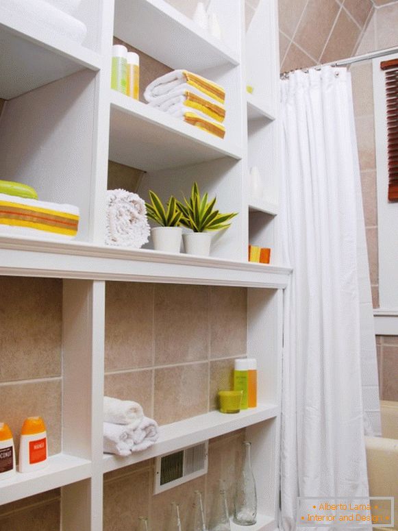 High shelves for the bathroom