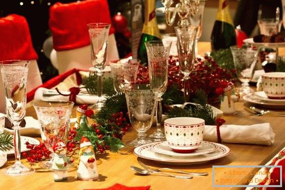 Decoration of the New Year's table 2017 - the best ideas