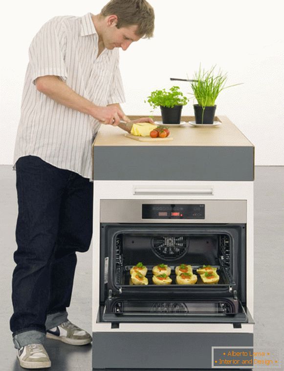 Oven in the mobile kitchen set