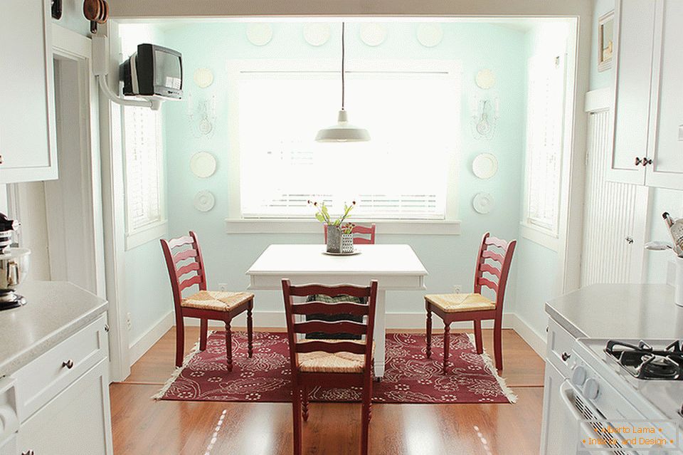 Exquisite chairs in the dining room