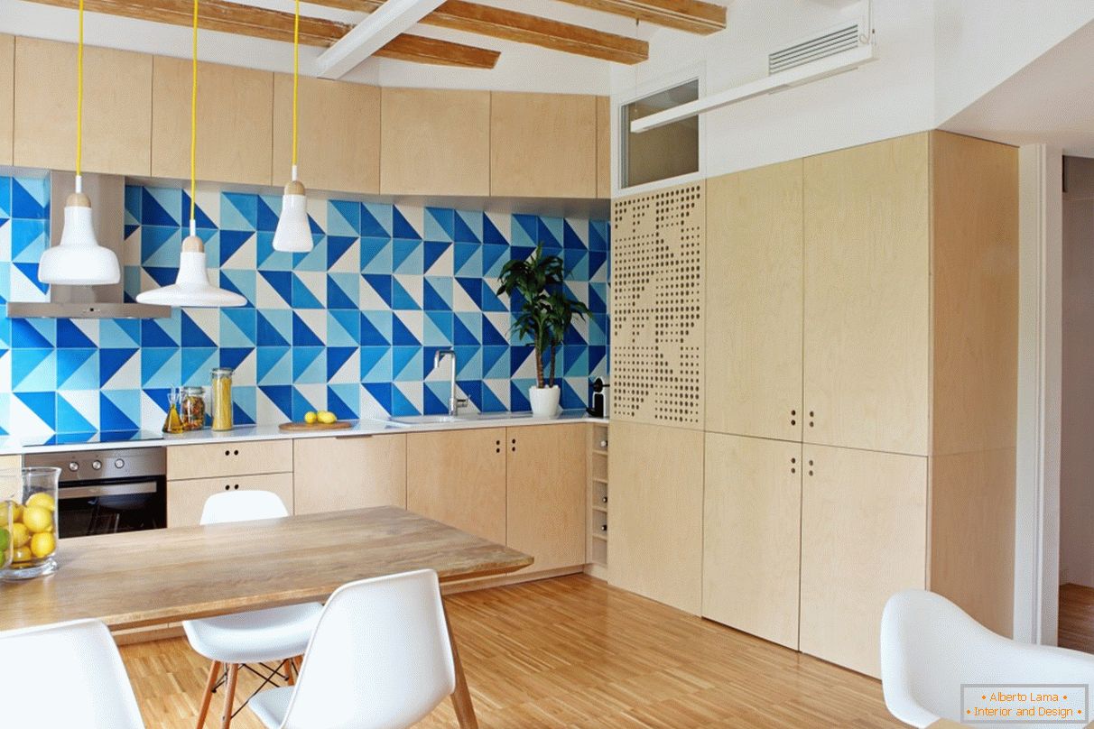 Bright accents in the interior of the kitchen