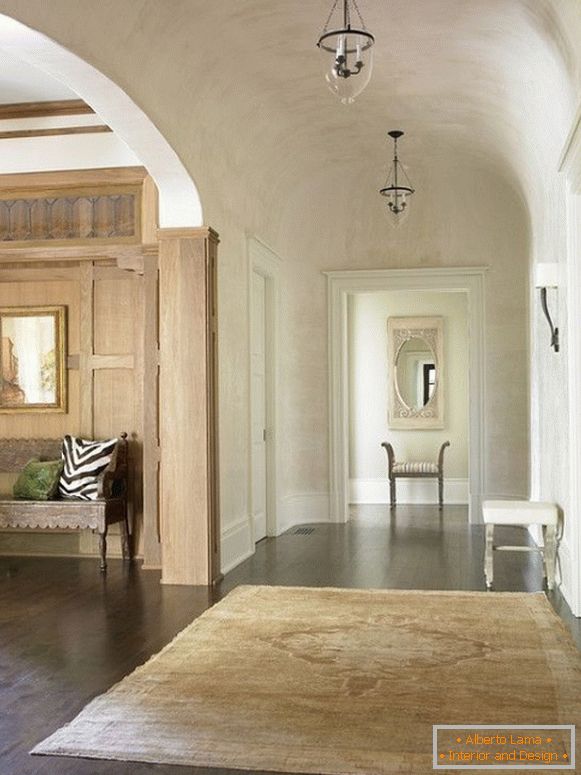 Luxurious Venetian stucco in the corridor photo
