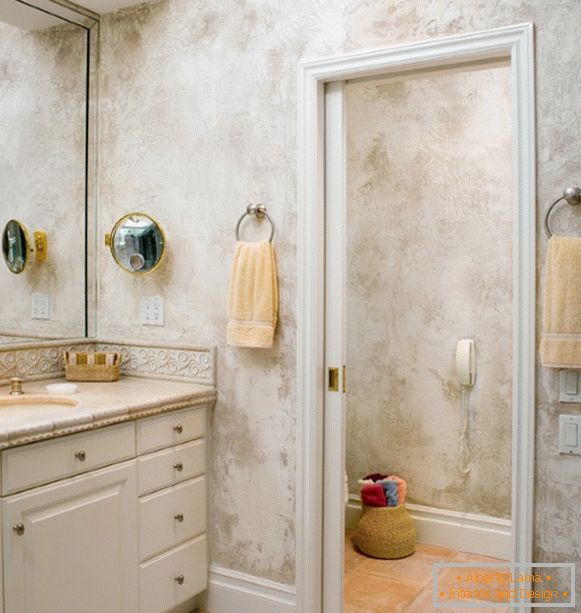 Beautiful Venetian stucco in the bathroom photo