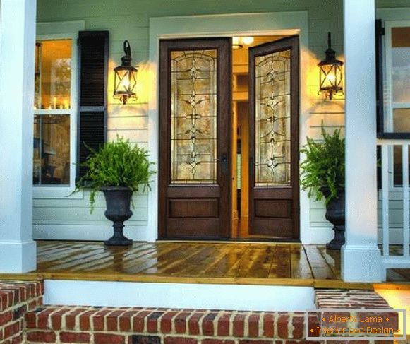 double entrance doors, photo 25