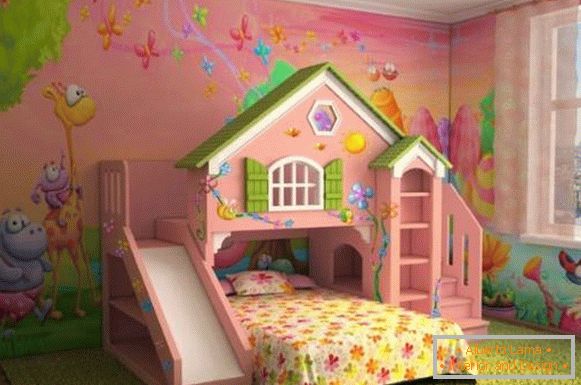Pink wallpaper in a room for a little girl