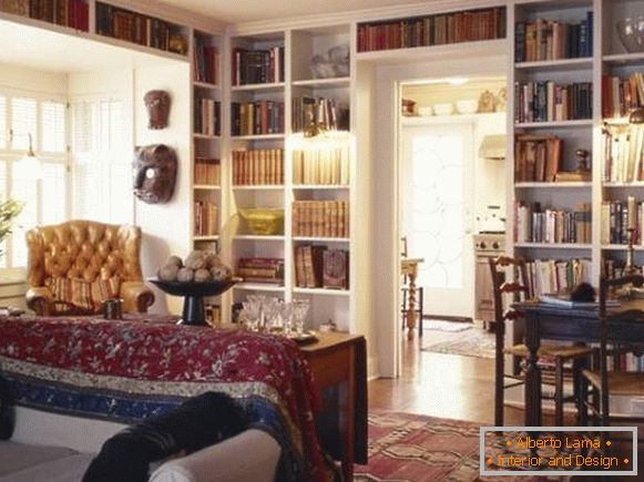 Built-in bookcase in the library of a private house