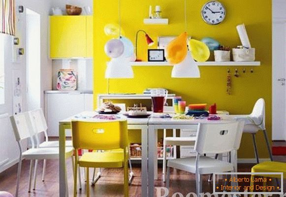 Dining room in yellow color